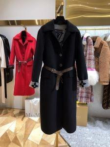 Louis Vuitton Court Winter cho một Louis Vuitton mềm mại và dễ thương -dễ dàng để sử dụng các mặt hàng phổ biến