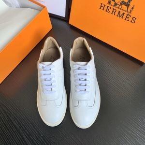 Hermes hoàn hảo cho mùa đông rơi. Hermes tôi muốn kết hợp vào mùa đông lạnh lẽo, tôi muốn kết hợp một bầu không khí mùa thu / mùa đông bình tĩnh