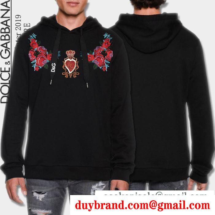 秋冬にぴったりトレンドな着こなし  パーカー Dolce&Gabbana ドルチェ＆ガッバーナ 今シーズンもトレンド感溢れたコーデ