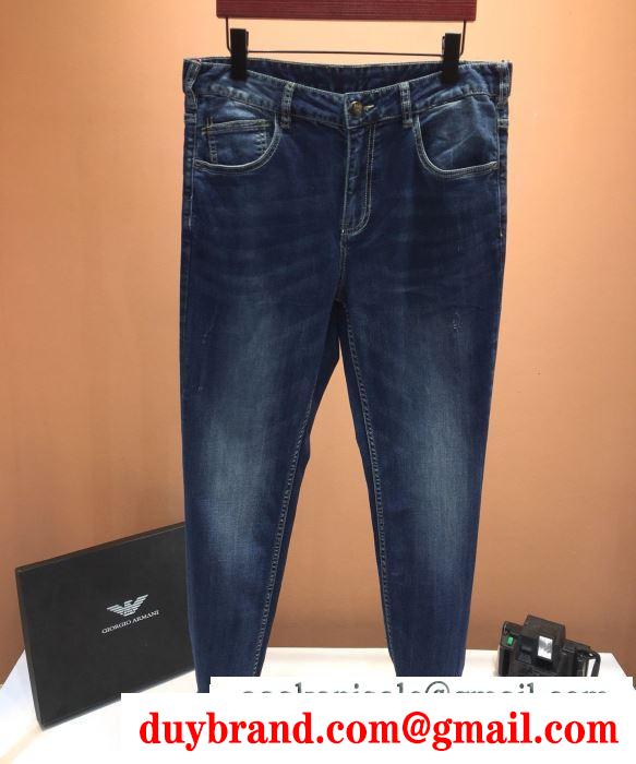 ARMANI センスアップできるコーデ  アルマーニ センスよく取り入れられる デニムパンツ