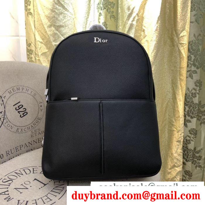リュック トレンドコーデを格上げ ディオール春夏ならではのコーデに dior コーデを上品にマッチ