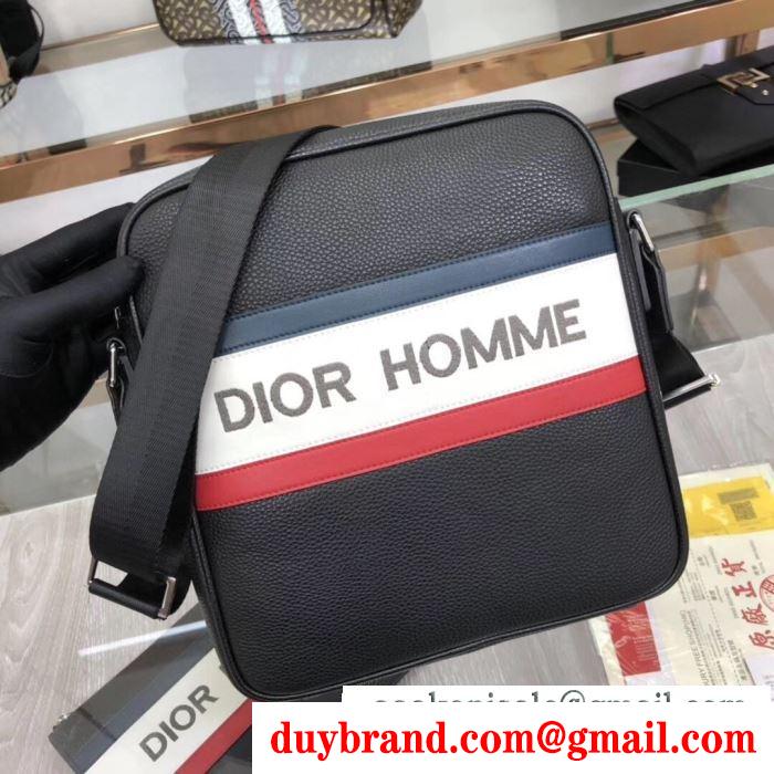 ラフさとおしゃれを両立 ミニバッグ 春夏トレンドの取り入れる ディオール dior 大人コーデで活用
