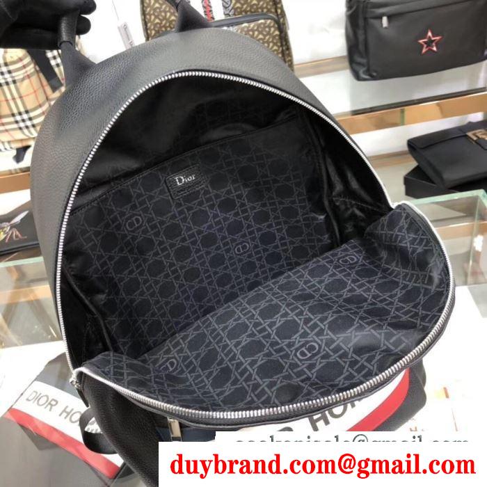 実用性の高さも魅力  ディオール DIOR 春夏らしくて軽やかにする リュック大人っぽさ抜群