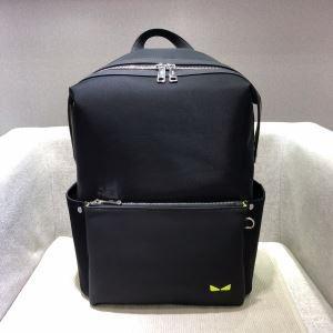 Chào mừng bạn đến với các đường phố Dior Dior thời trang với sức mạnh mặc cao, chúng tôi chào đón một chiếc ba lô hoàn hảo cho mùa hiện tại _ Fendi Fendi_ Thương hiệu giá rẻ 