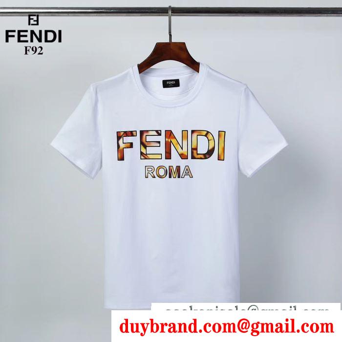 身軽なアクティブコーデ  フェンディ2色可選  FENDI軽やかな印象に着こなす 半袖Tシャツ実用性も意識