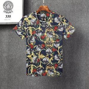 Village -Molored Short Sleeve T -Shirt Spring / Summer Elegant Elegant Versace Nâng cao sự tuyệt đẹp trong Instant Versace_ Versace Versace_ Thương hiệu giá rẻ 