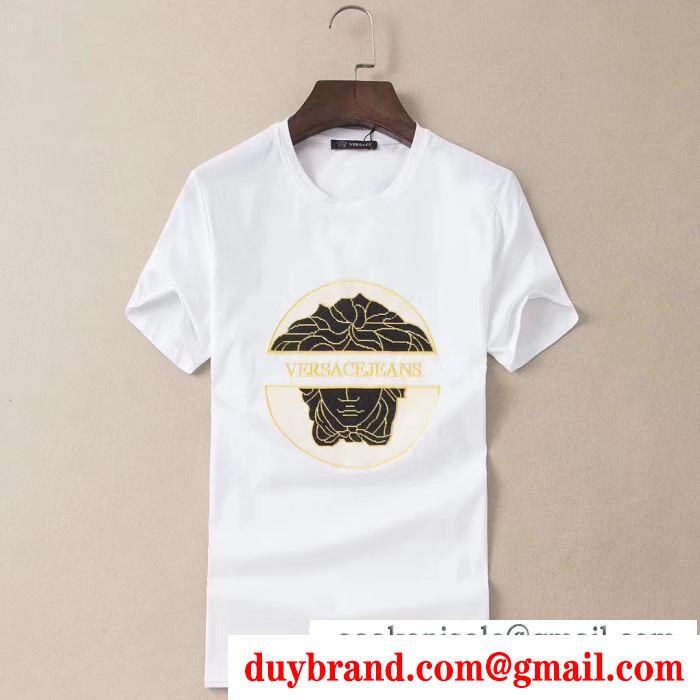 半袖Tシャツ 3色可選  軽やかにコーデを楽しむ ヴェルサーチ VERSACE 人の心をくすぐる柄が素敵