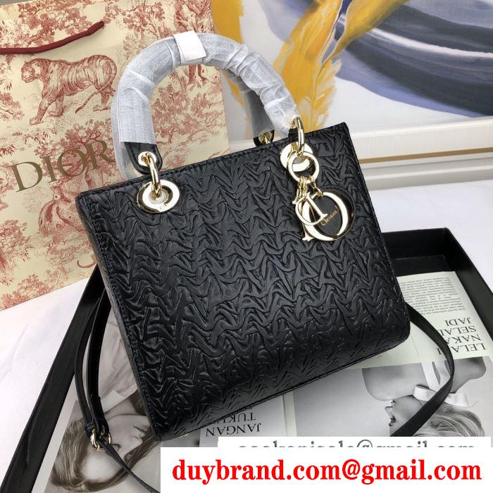 上品にもカジュアルにも ディオール2色可選 dior 心躍る春夏ファッション レディースバッグ