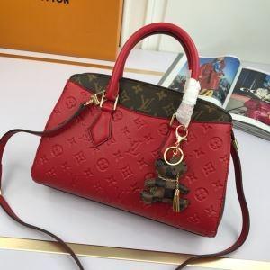 Louis Vuitton Louis Vuitton Light Active Ladies Bag_ Louis Vuitton Louis Vuitton_ Thương hiệu giá rẻ (lớn nhất )