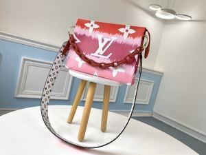 Louis Vuitton Ladies Túi Light...