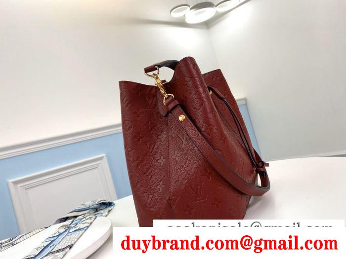 一年中着回しの効く louis vuitton 印象的な春夏コーデに レディースバッグ ルイ ヴィトン