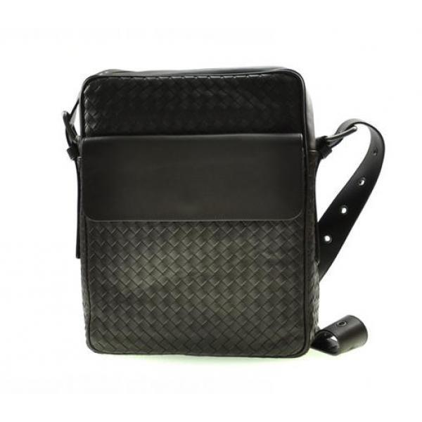 Bottega Veneta Evana Inn -Orerect Bag Att