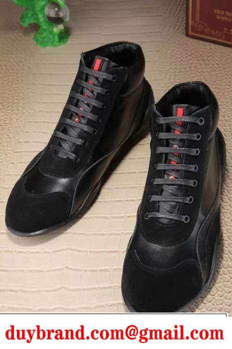 絶賛軽いハイカットスニーカー PRADA プラダ  抗菌?防臭加工 2色可選