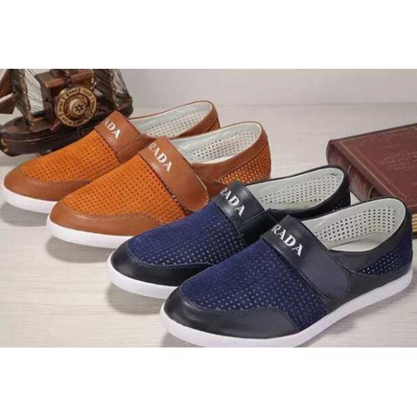 Prada Prada Giày thông thường 2 Lựa chọn màu sắc với độ thở và độ đàn hồi tuyệt vời