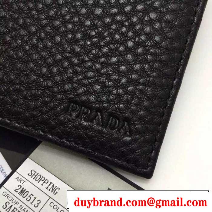 収納力抜群のアイテム 秋冬 prada プラダ 上質な 短財布