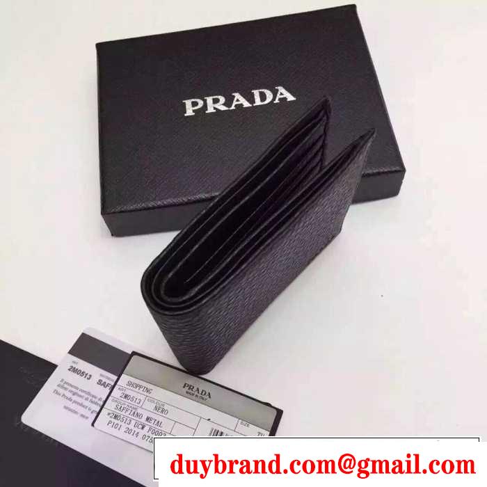 収納力抜群のアイテム 秋冬 prada プラダ 上質な 短財布