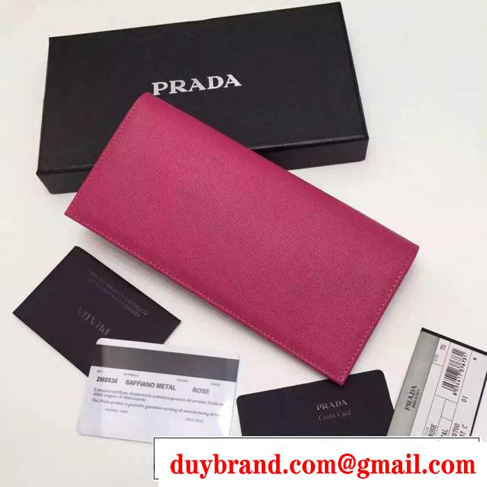 機能も充実している　秋冬 prada プラダ プレゼントに二つ折り財布