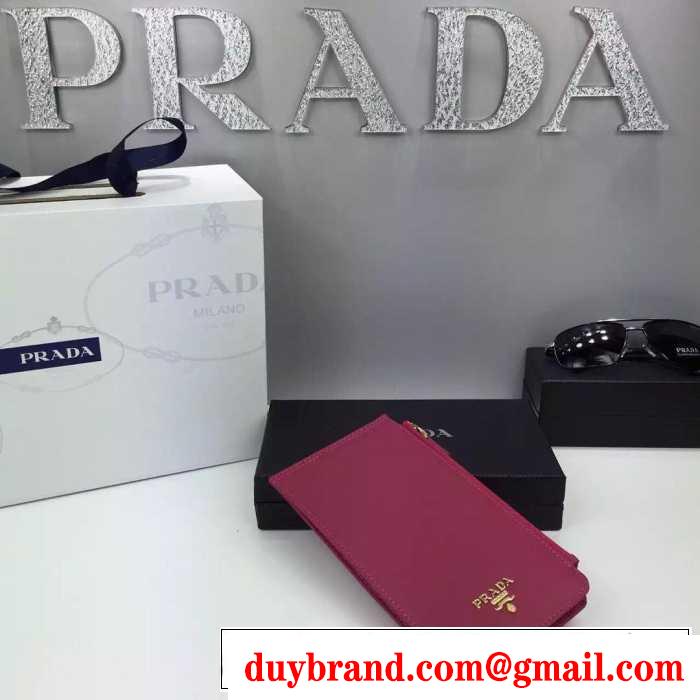 安心感のある　秋冬 PRADA プラダ 収納できる　カードケース シンプル 5色可選