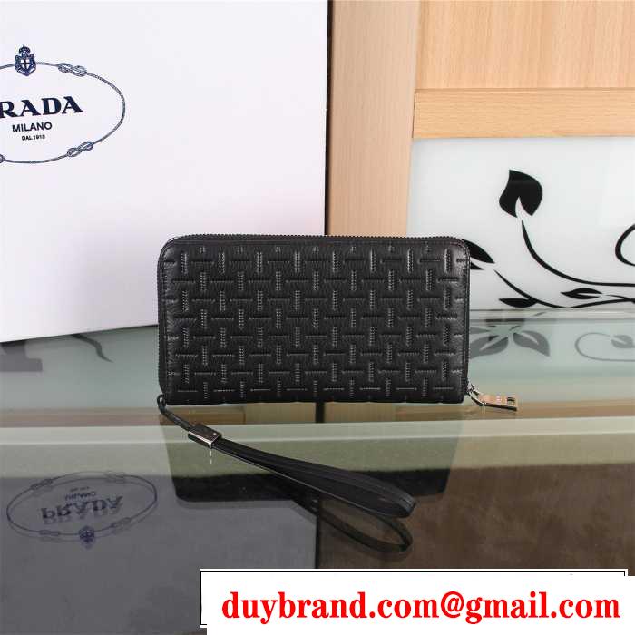 完売品　秋冬 prada プラダ 使いやすさ抜群　ビジネスケース