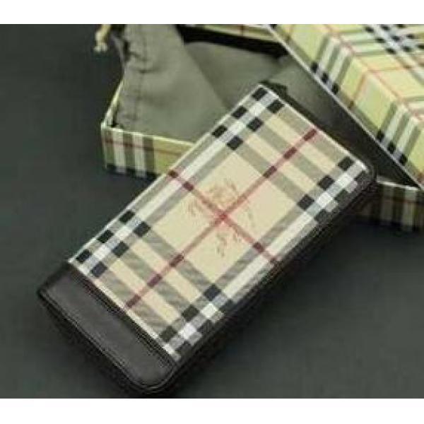 Burberry Burberry Color 6 Lựa chọn màu với Burberry Casuals 6 Lựa chọn màu cho giới tính