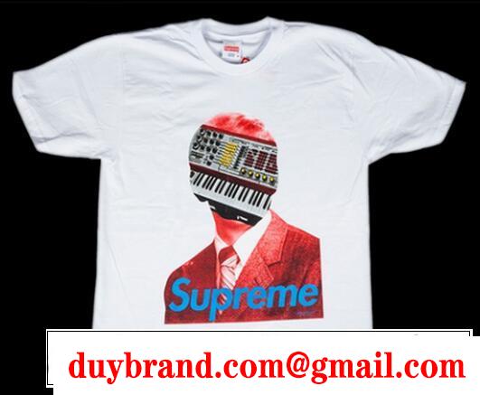 大胆不敵なアイテムシュプリーム　Supreme 15SS Synhead Tee 着用感にシンヘッドTシャツ. 