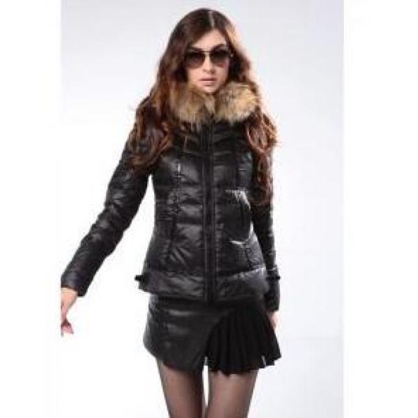 Ánh sáng Moncler khác nhau, Áo khoác phụ nữ mềm _ Áo khoác phụ nữ_ Đặc biệt Moncler _ Thương hiệu cửa hàng đặt hàng qua thư giá rẻ