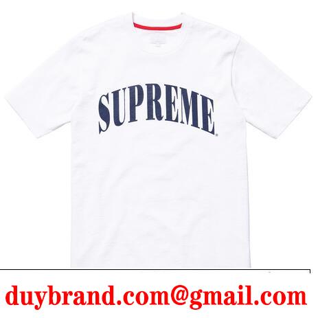 今季の定番スタイルSupreme シュプリーム  リゾート感を演出できるＴシャツ .