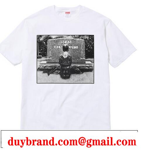 人気販売する supreme 激安  軽快な着用感があるＴシャツ  .