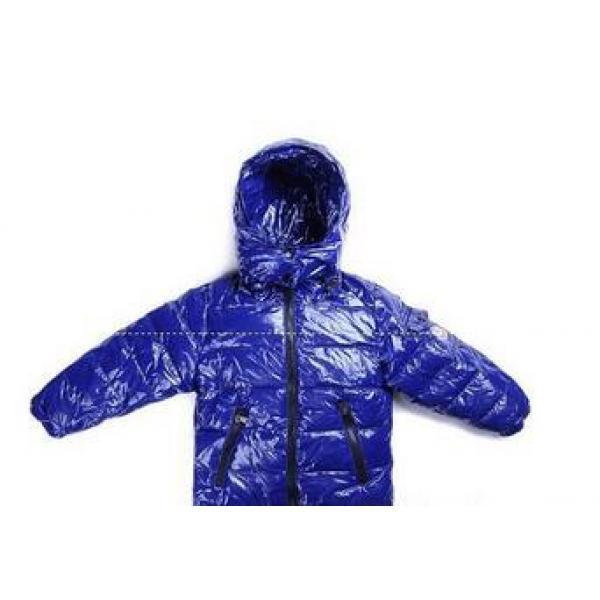 Áo khoác Moncler Down Moncler Down của mùa này với chức năng mùa đông cao