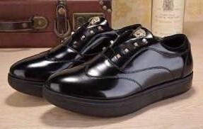 Thiết kế độc đáo Versace Versace Sneakers Thuốc kháng khuẩn?