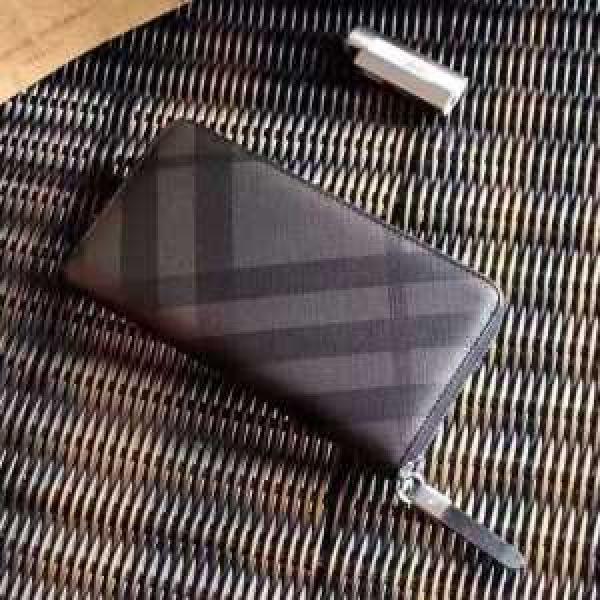 Giá lớn đặc biệt Burberry Burberry đề xuất ví tiền dài phổ biến