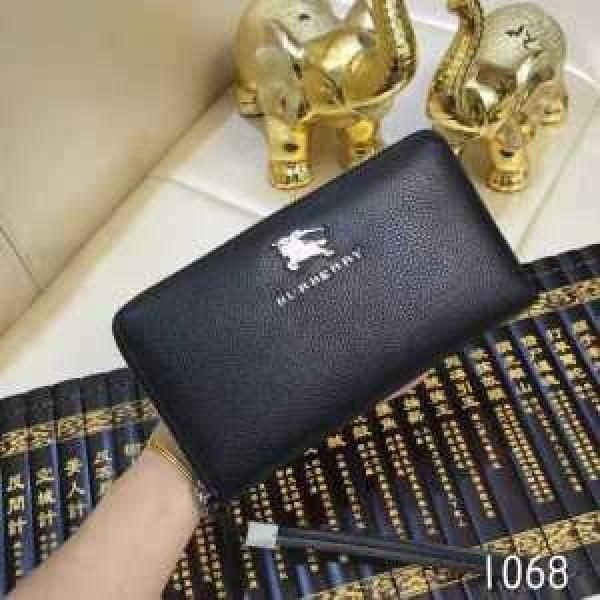 Phổ biến Burberry Fallet Lớn có công suất lớn