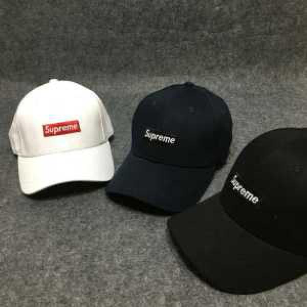Tạp chí nổi tiếng được xuất bản Cap Enchanted 3 Lựa chọn màu 17SS Supreme _ Hat Muffler Set