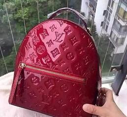 Hình thức dễ thương Louis Vuit...