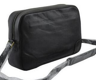 Phù hợp phù hợp với Túi vai thuận tiện của Louis Vuitton Uta Men _ Louis Vuitton Louis Vuitton_ Thương hiệu giá rẻ (lớn nhất )