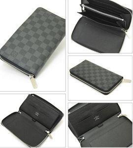 Louis Vuitton Dami Graphit Zip...