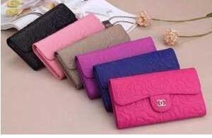 Vật phẩm sang trọng Chanel lớn...