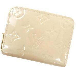 Beauty Louis Vuitton Coin Case...