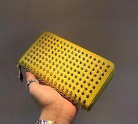 Người trưởng thành Elegance Christian Lubutan Panetone Spike Stud rất thực tế và dài ví_christian Lubutan Christian Louboutin_ Thương hiệu giá rẻ (lớn nhất )