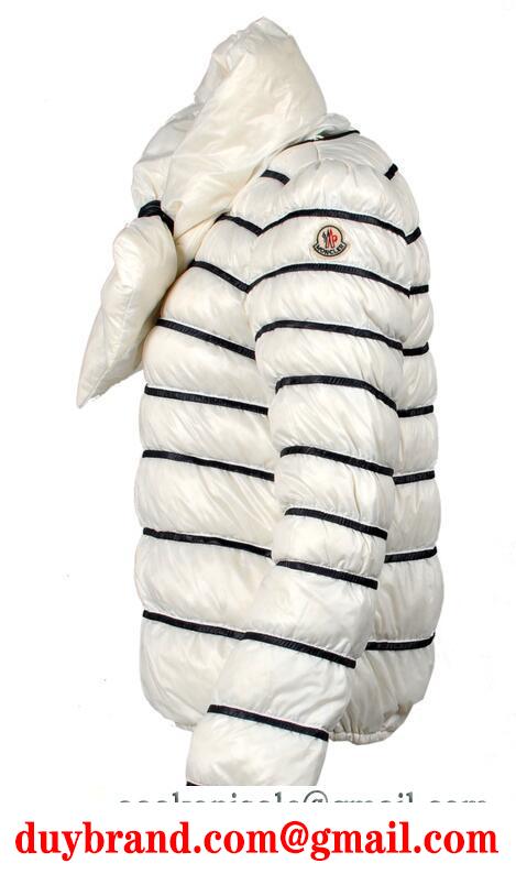 優雅感とフェミニンな1着 モンクレール moncler レデイース ダウンジャケット 女性 ダウントップス ホワイト