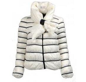 Áo khoác Moncler Moncler Elega...