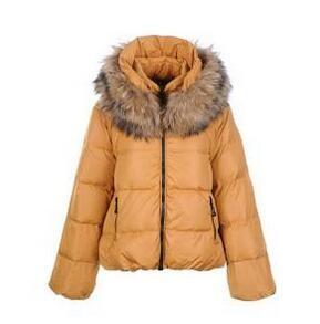 Tiện nghi ánh sáng cực cao và độ bền cao của Moncler Moncler đã giới thiệu lại áo khoác Phụ nữ Yellow_ Moncler Moncler_ Thương hiệu giá rẻ 
