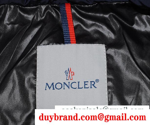 秋冬新作した防寒性抜群のモンクレール偽物サイト monclerレディース用のフート付きのロングダウンコート