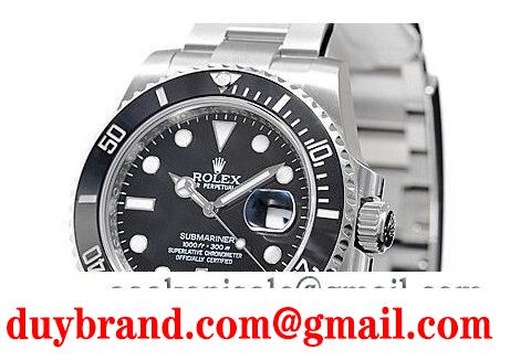 メンズファッションが話題となる☆Rolex、ロレックスの数字と日付表示の男性腕時計