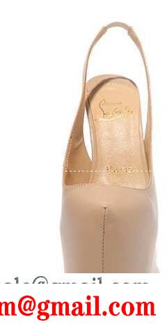 セール人気品の christian louboutin、クリスチャンルブタン スーパーコピーの履き心地も抜群な肌足ピンヒールサンダル