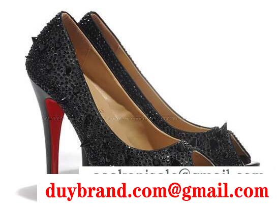 秋冬出血大サービスのルブタン スーパーコピー、christian louboutinのフェミニンな女性らしいピンヒールパンプス