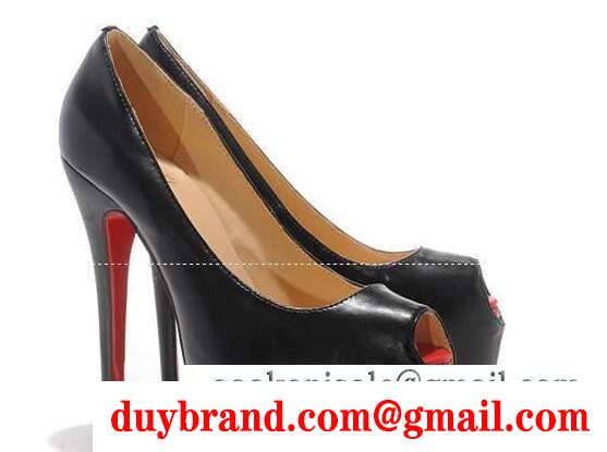 高級感を湛えるクリスチャンルブタン、 christian louboutinのレディースハイヒールパンプス