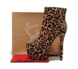 Bán mùa thu / Mùa đông Christian Lubutan, Christian Louboutin's Super -unique Model Mẫu Boots ngắn _Ristian Louboutin_ Thương hiệu giá rẻ (lớn nhất )