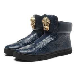 Giày chạy Versace rất phổ biến...