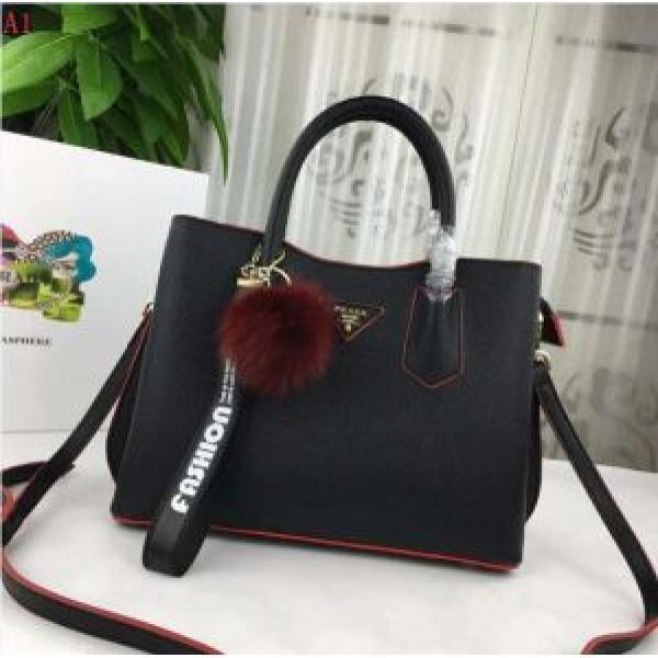 Thiết kế phổ biến Túi Tote Multi -Molored Tote Prada Prada đầy cảm giác hỗn hợp